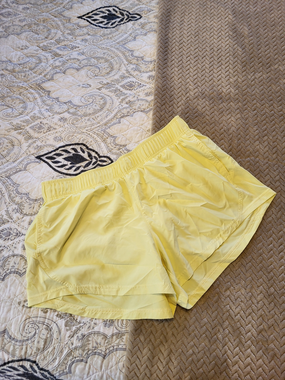 Athletic Works Yellow Women's Athletic Shorts